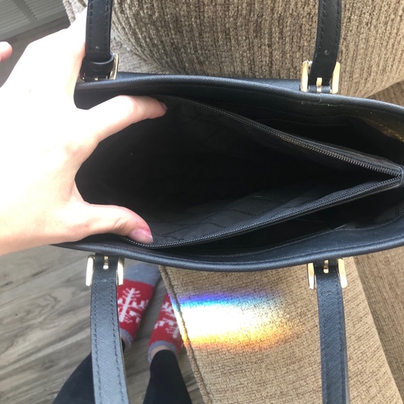 Mk Purse - Picture 5 of 8